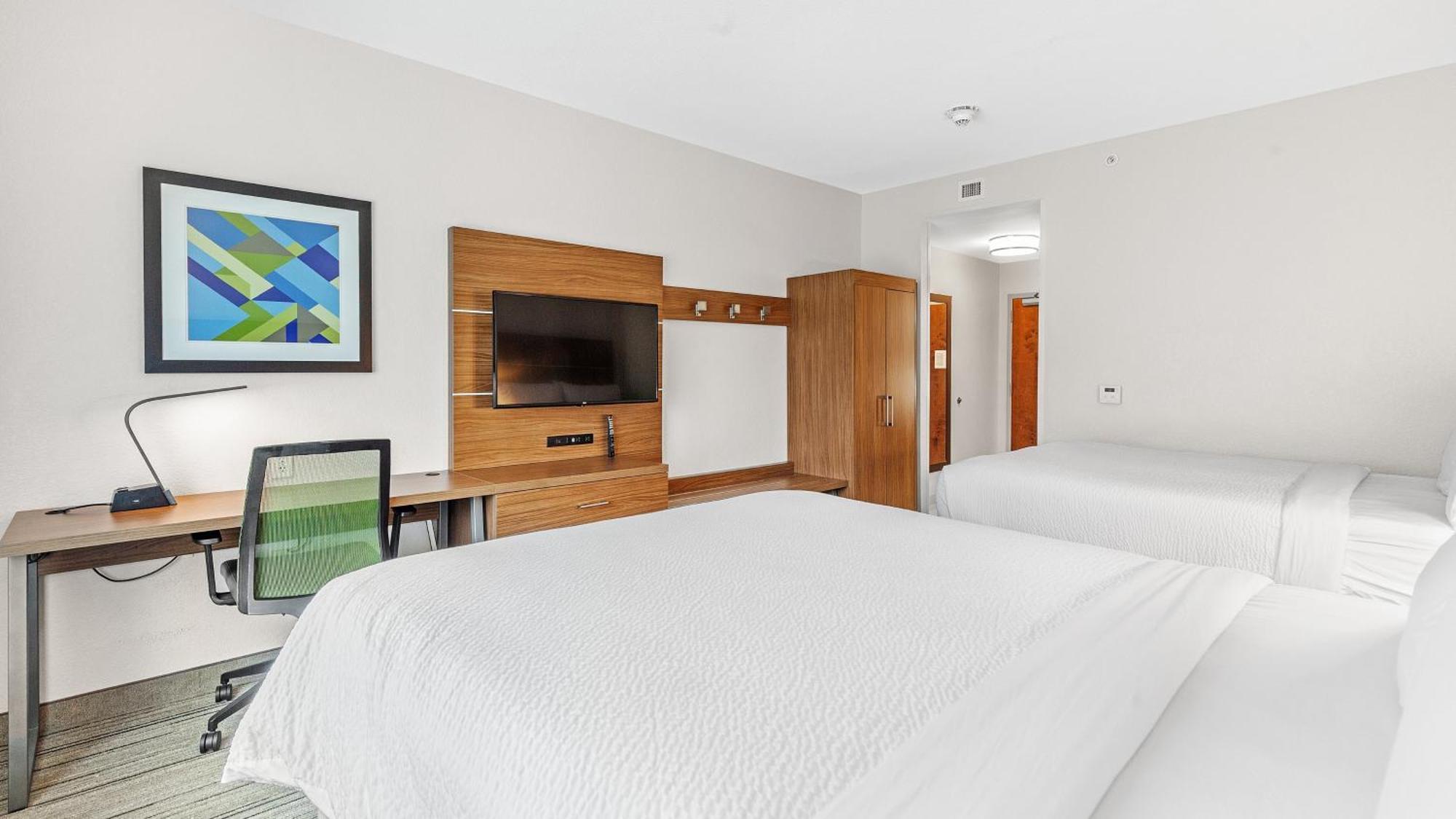 Holiday Inn Express & Suites Mobile - University Area By Ihg Exterior foto