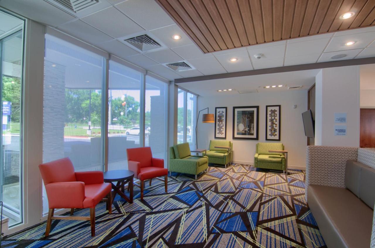 Holiday Inn Express & Suites Mobile - University Area By Ihg Exterior foto